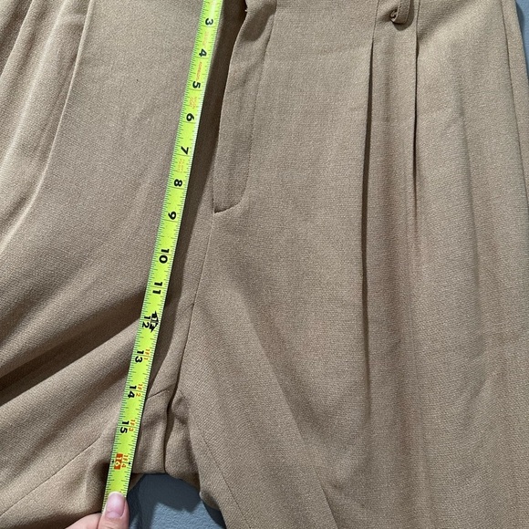 DANA BUCHMAN Elegant Tan Women's Pants - Picture 5 of 9